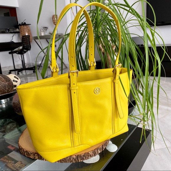 Tory Burch Handbags - Tory Burch Landon Yellow Leather Tote